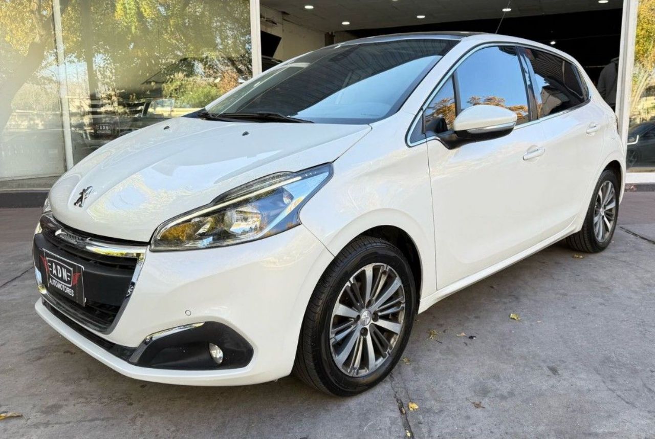 Peugeot 208 Usado en Mendoza, deRuedas