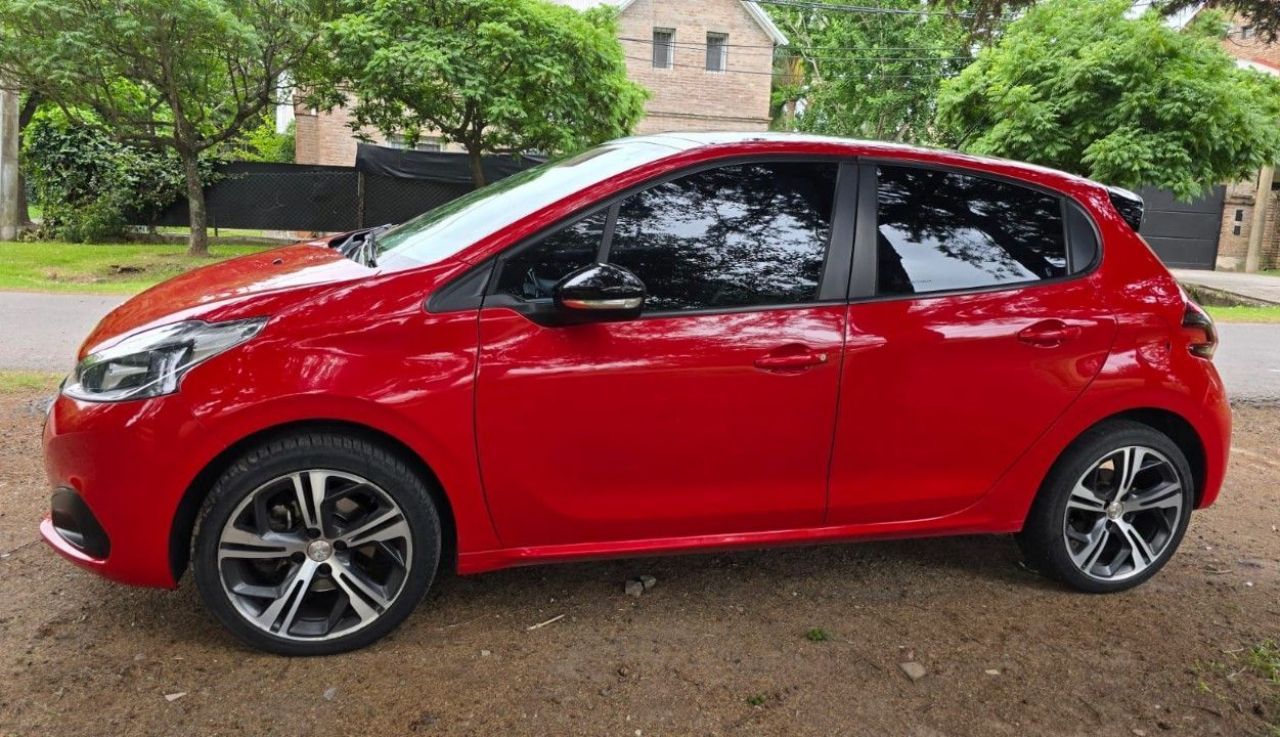 Peugeot 208 Usado en Santa Fe, deRuedas
