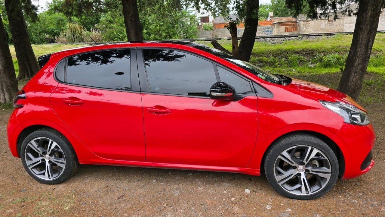 Peugeot 208 Usado en Santa Fe, deRuedas