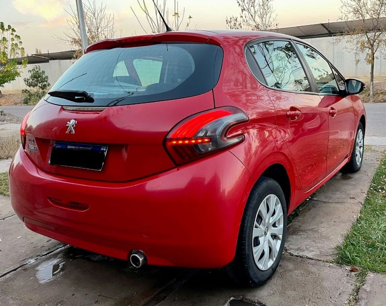 Peugeot 208 Usado en Mendoza, deRuedas