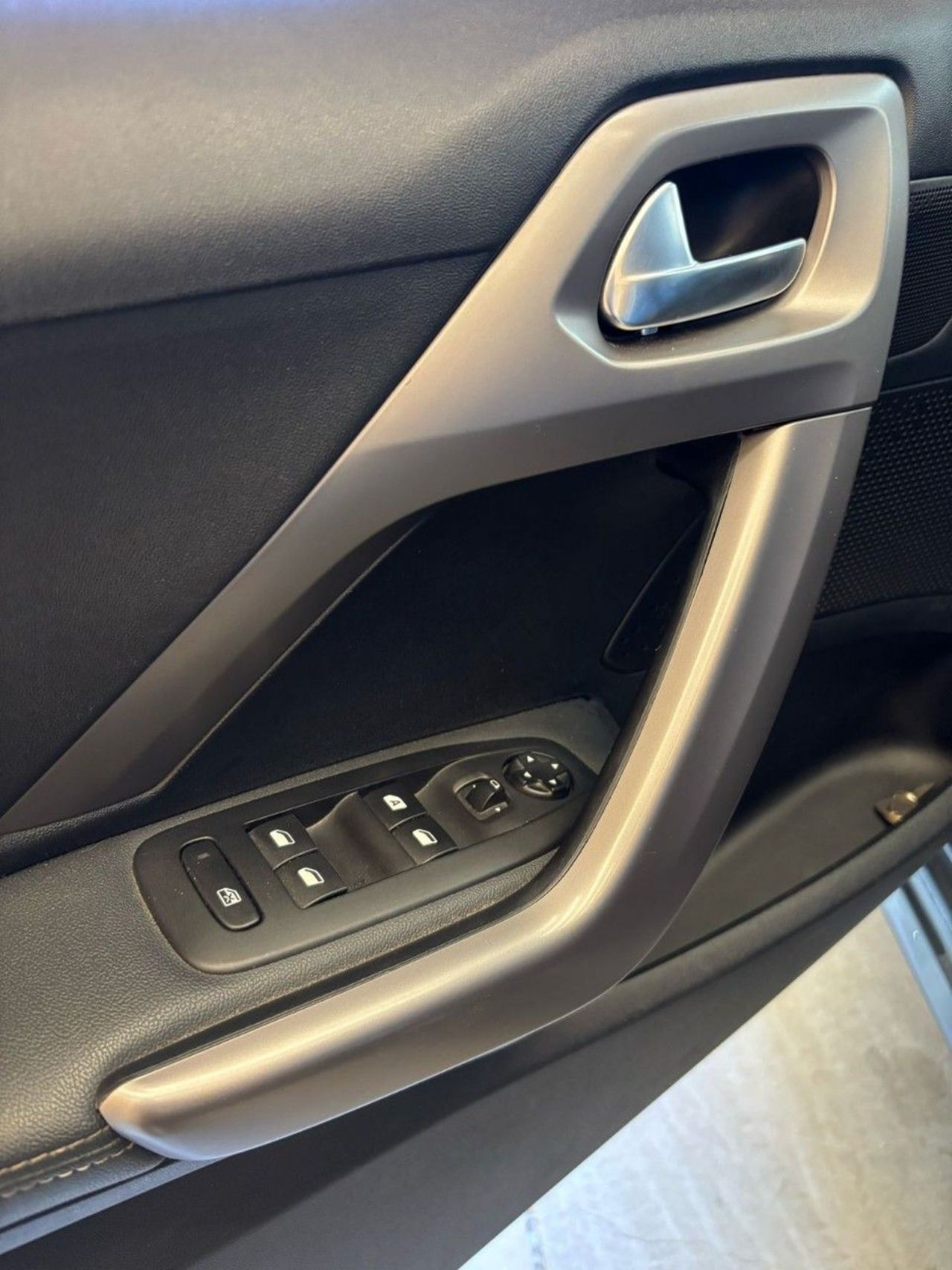 Peugeot 208 Usado Financiado en Córdoba, deRuedas