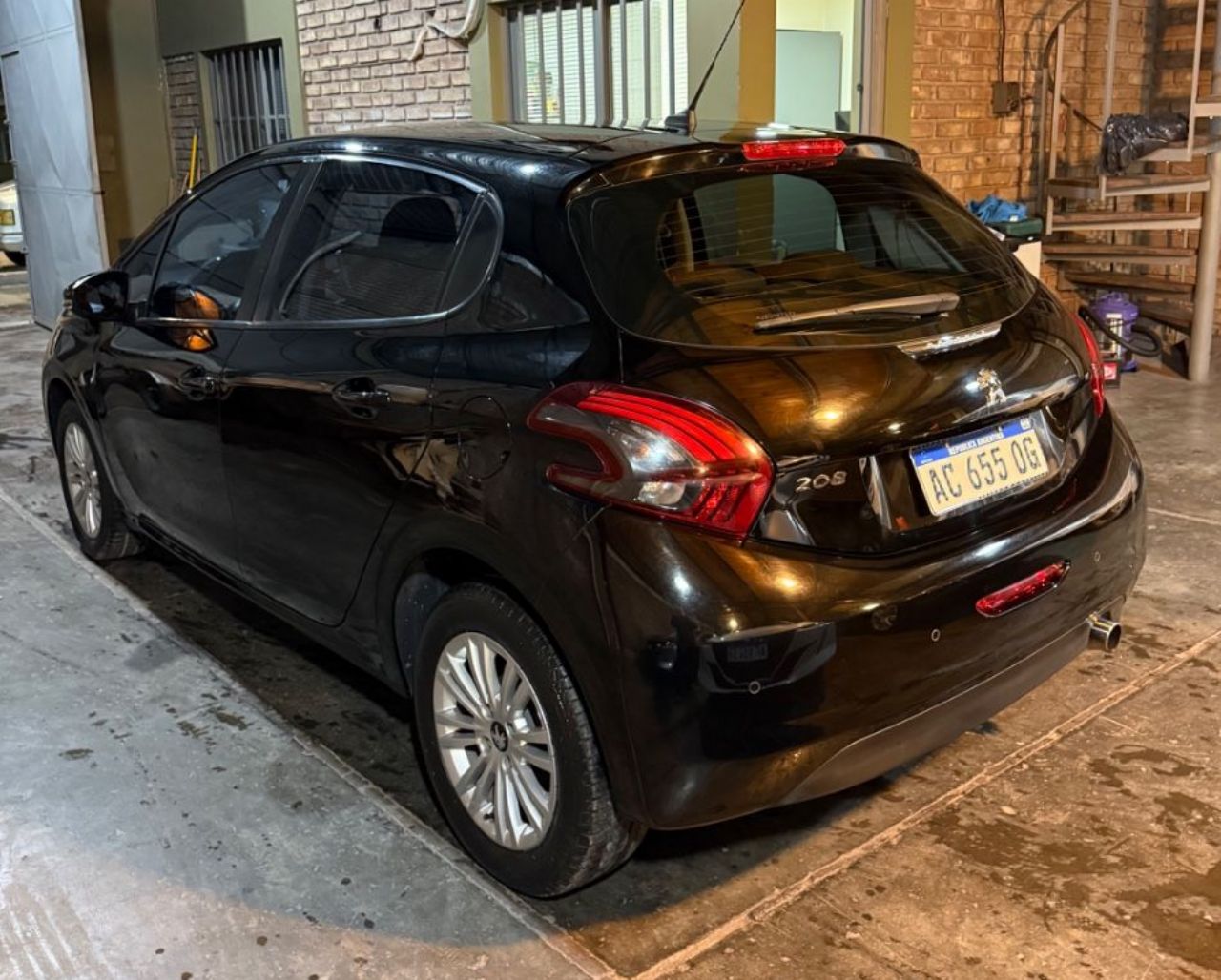 Peugeot 208 Usado en Mendoza, deRuedas