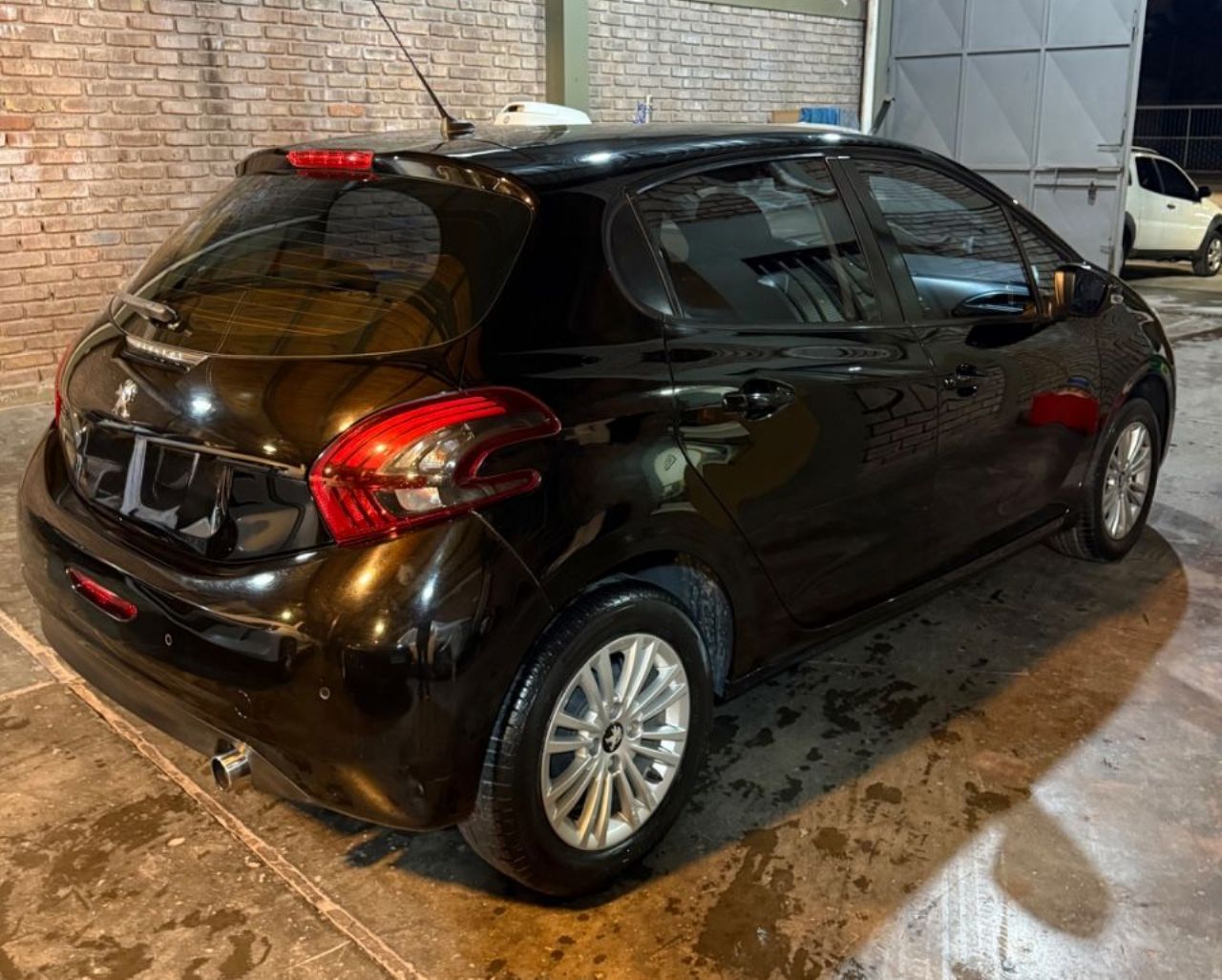 Peugeot 208 Usado en Mendoza, deRuedas