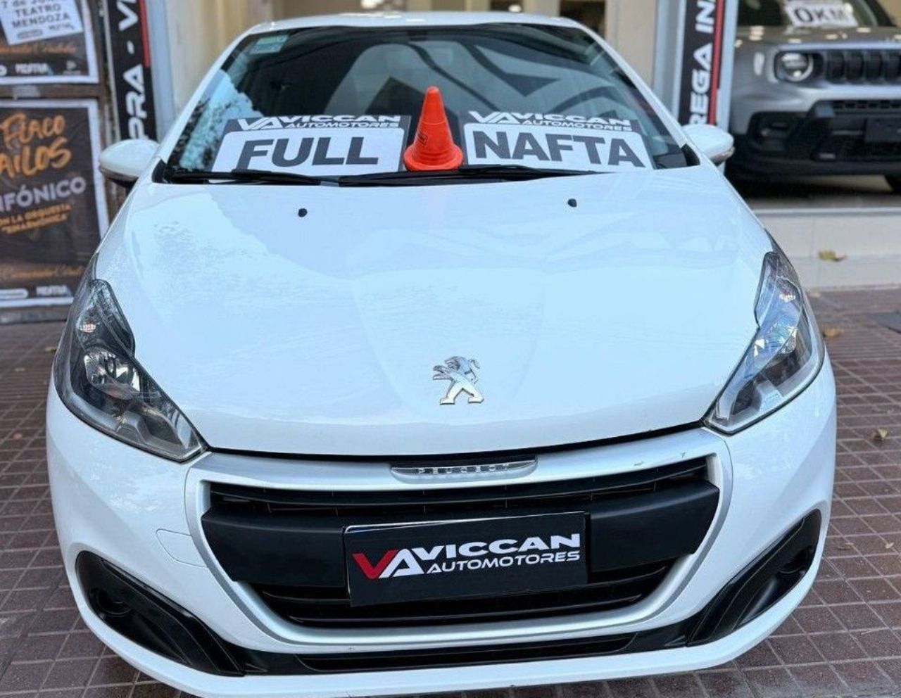 Peugeot 208 Usado Financiado en Mendoza, deRuedas