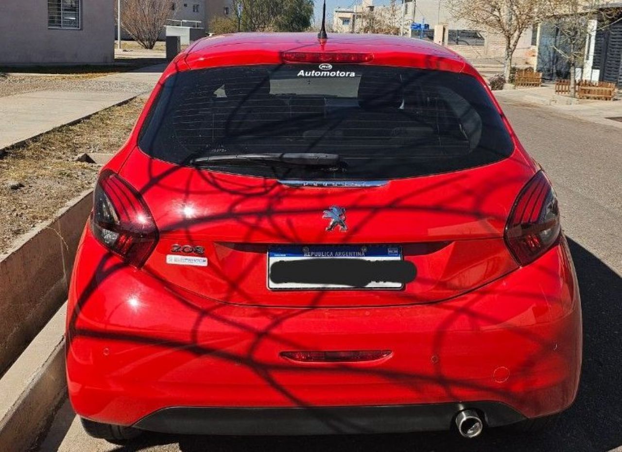 Peugeot 208 Usado en Mendoza, deRuedas