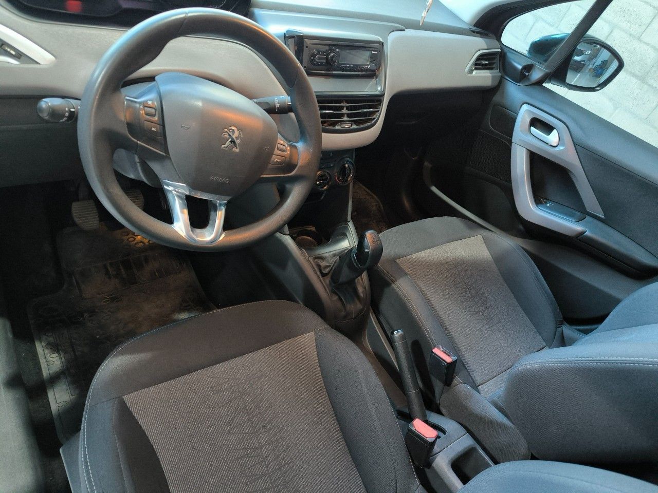 Peugeot 208 Usado en Mendoza, deRuedas