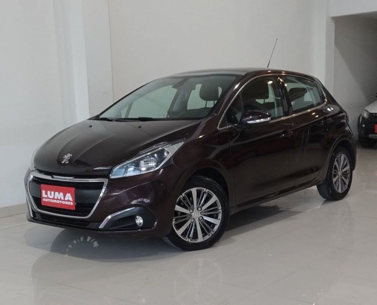 Peugeot 208 Usado Financiado en Mendoza, deRuedas