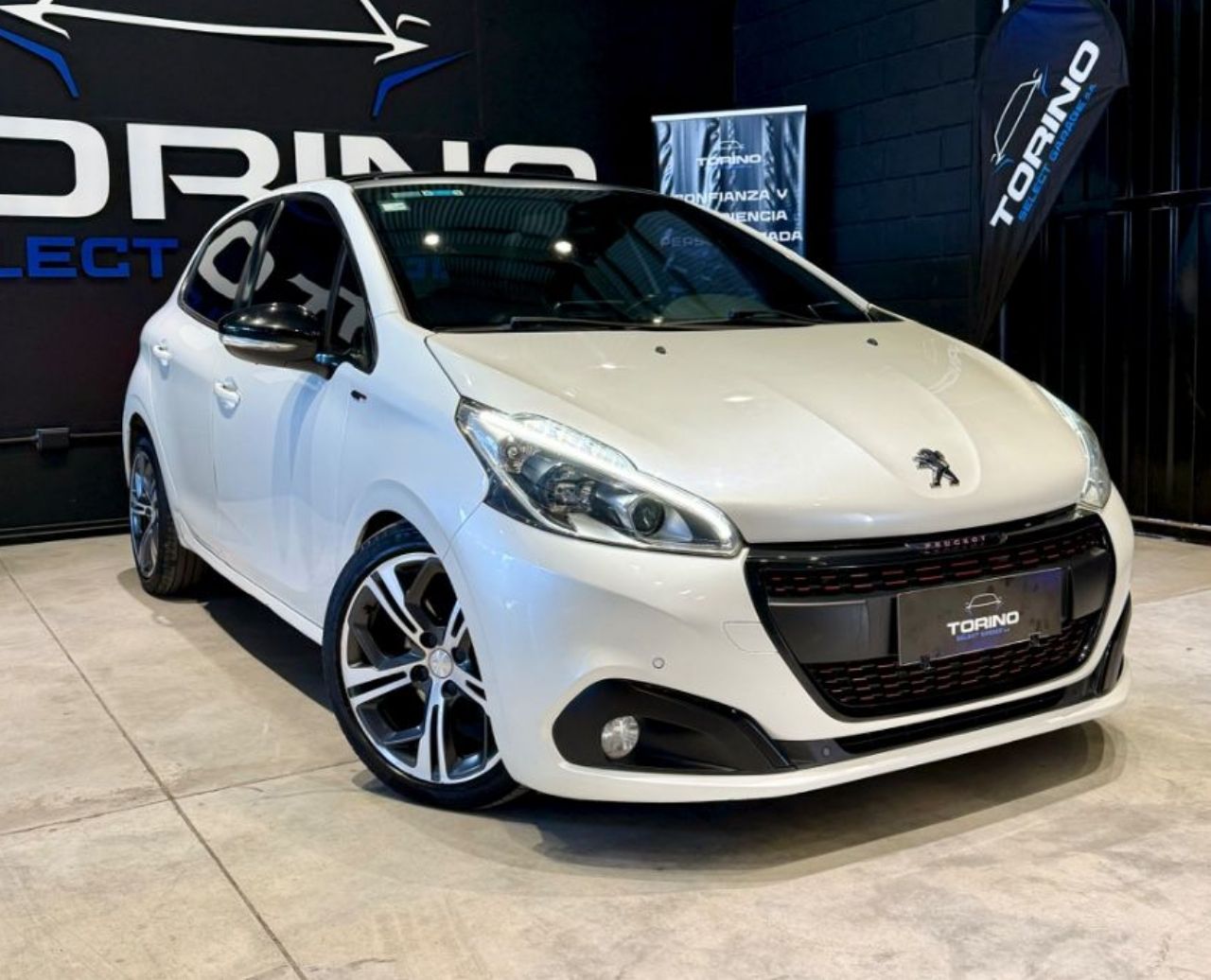 Peugeot 208 Usado Financiado en Córdoba, deRuedas