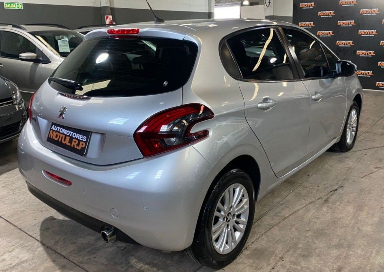 Peugeot 208 Usado en Mendoza, deRuedas