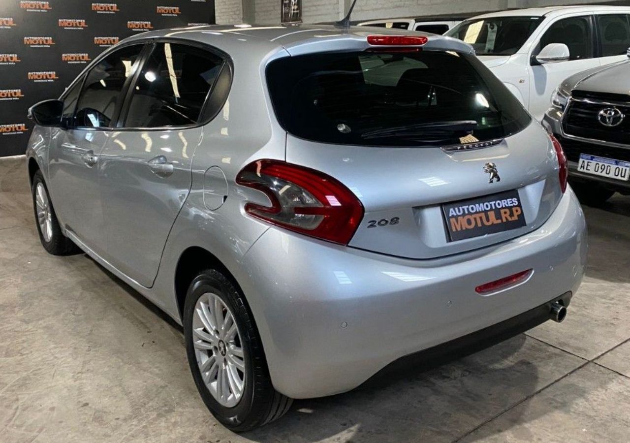Peugeot 208 Usado en Mendoza, deRuedas