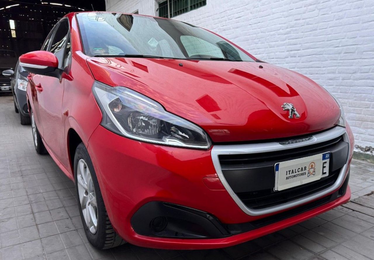Peugeot 208 Usado Financiado en Mendoza, deRuedas