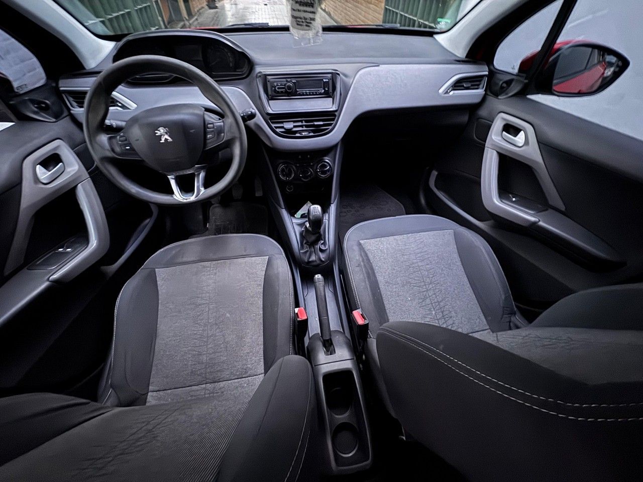 Peugeot 208 Usado Financiado en Mendoza, deRuedas