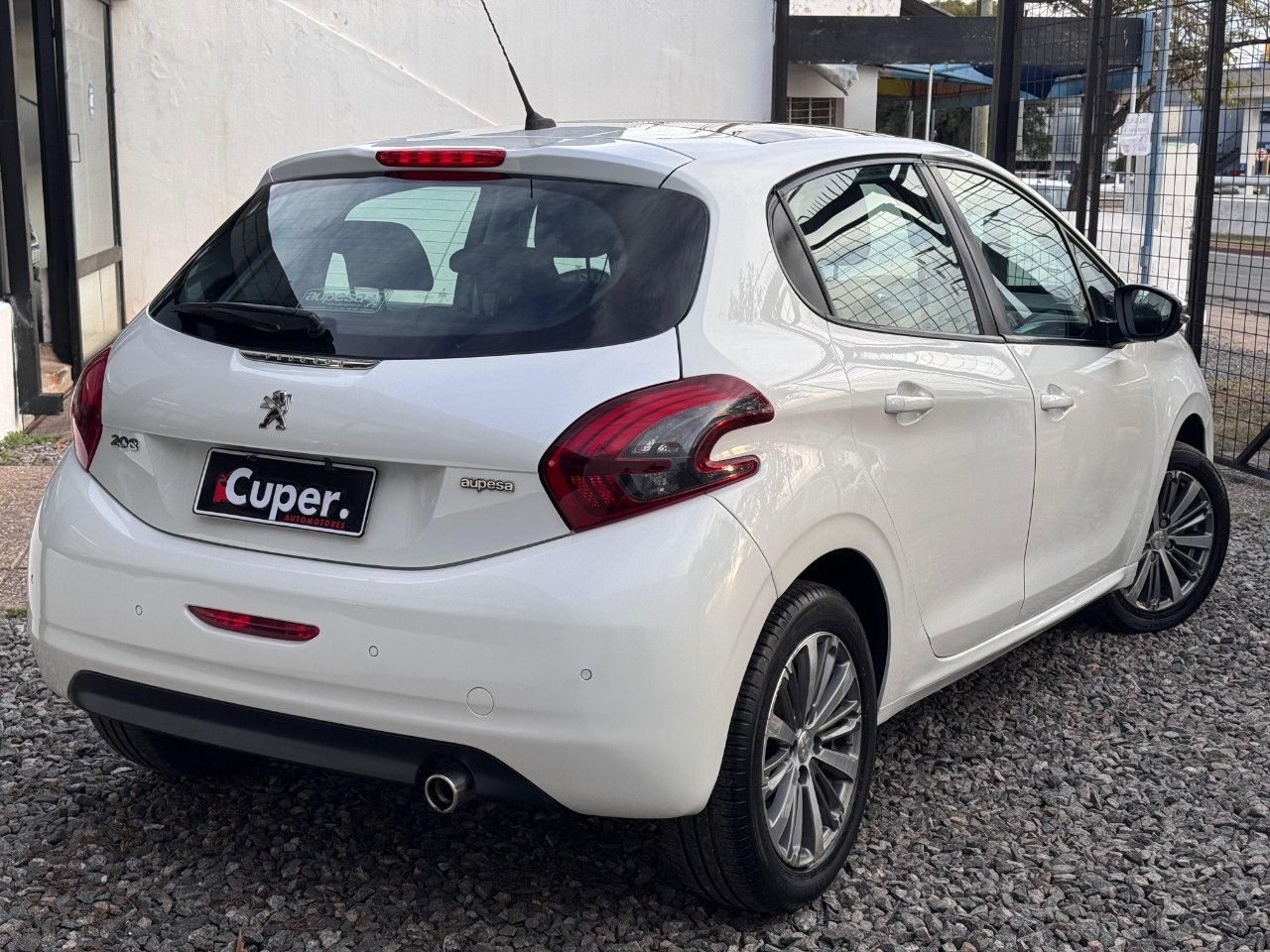 Peugeot 208 Usado Financiado en Córdoba, deRuedas
