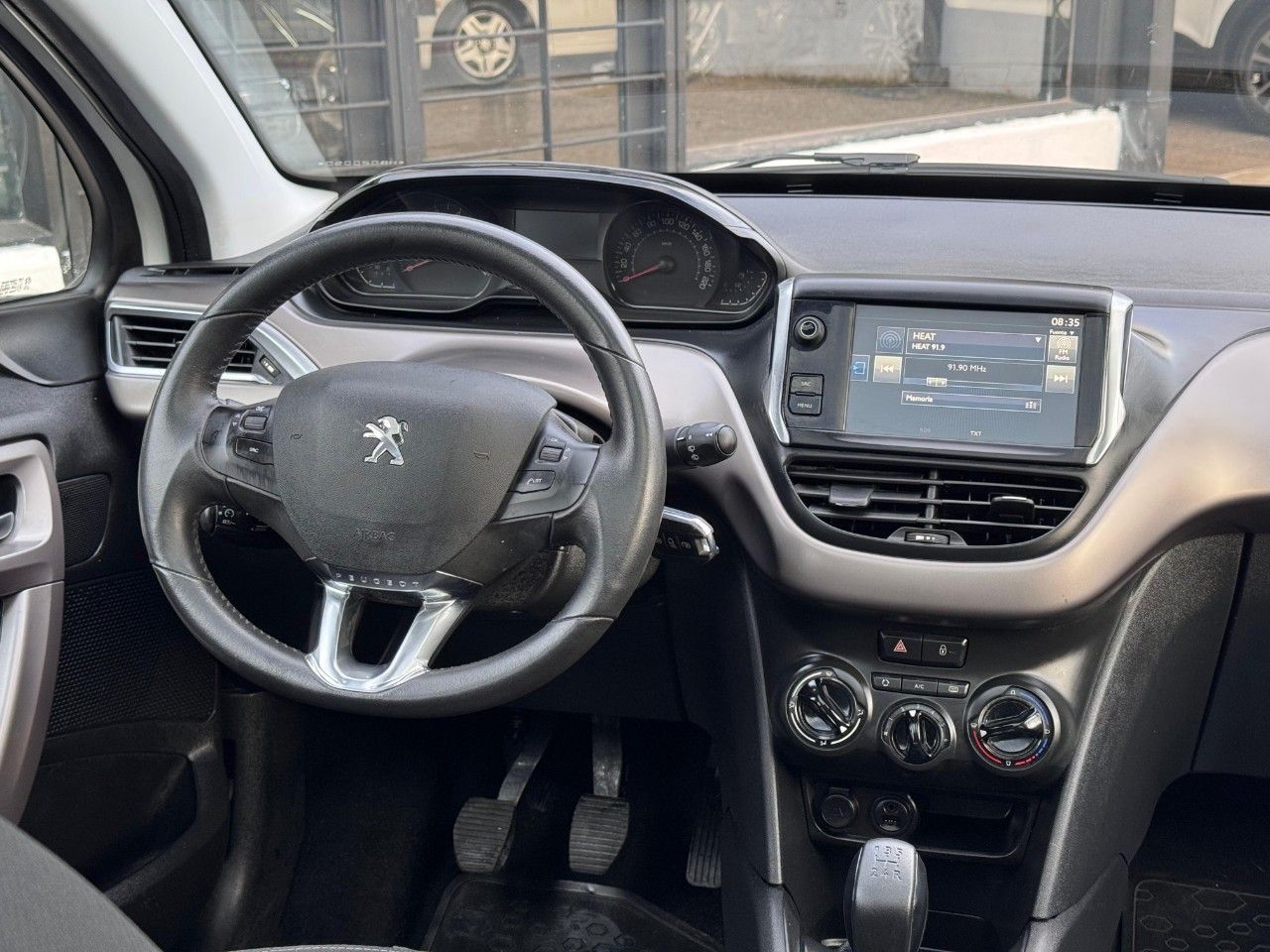Peugeot 208 Usado Financiado en Córdoba, deRuedas