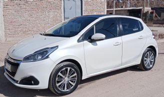 Peugeot 208 Usado en Mendoza