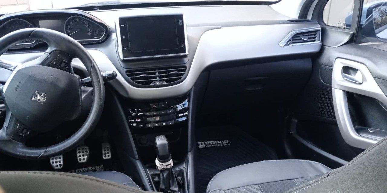 Peugeot 208 Usado en Mendoza, deRuedas