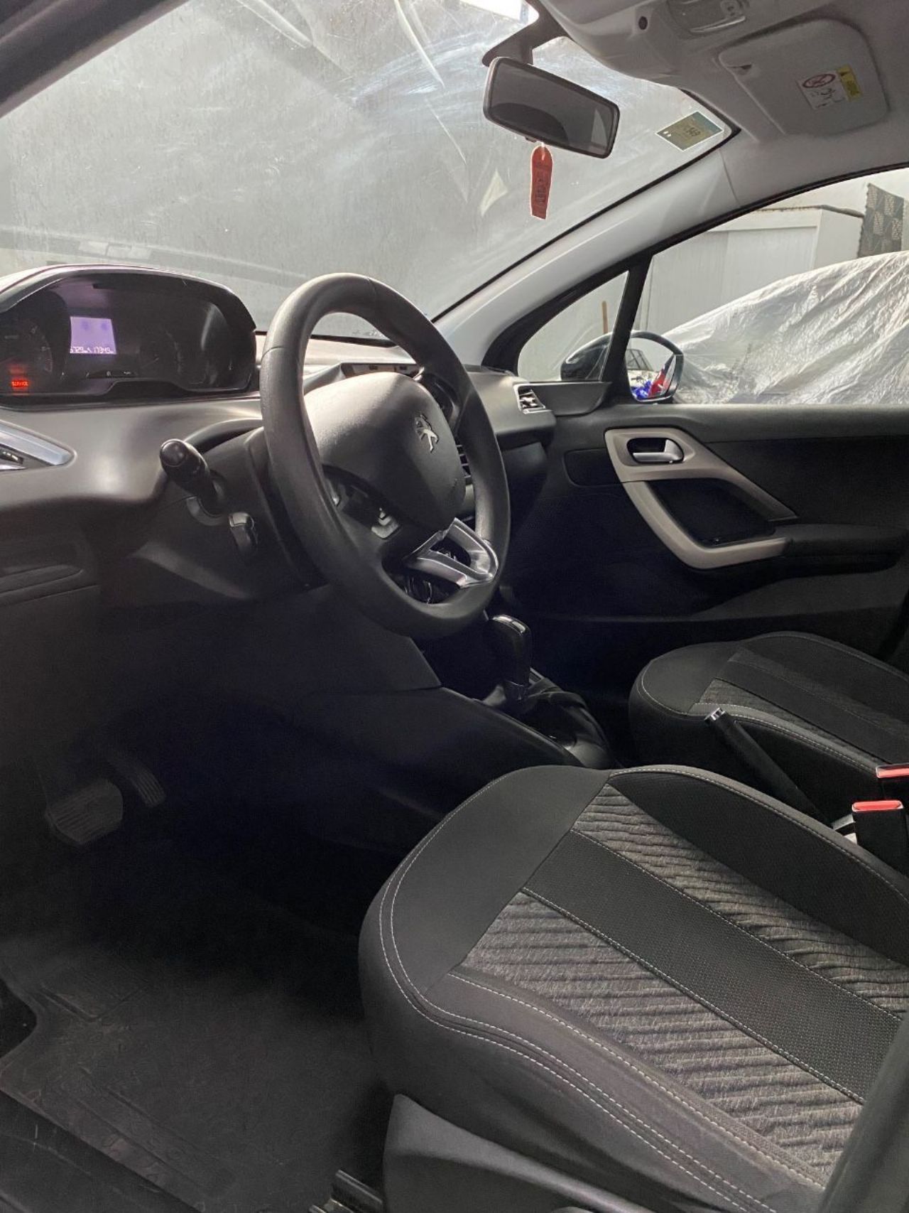 Peugeot 208 Usado Financiado en Mendoza, deRuedas