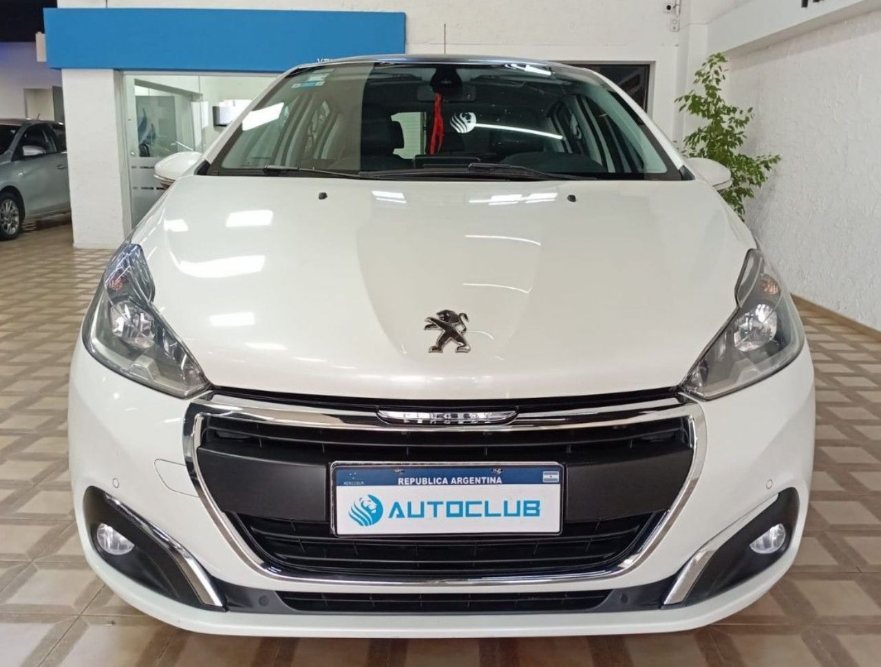 Peugeot 208 Usado Financiado en Córdoba, deRuedas