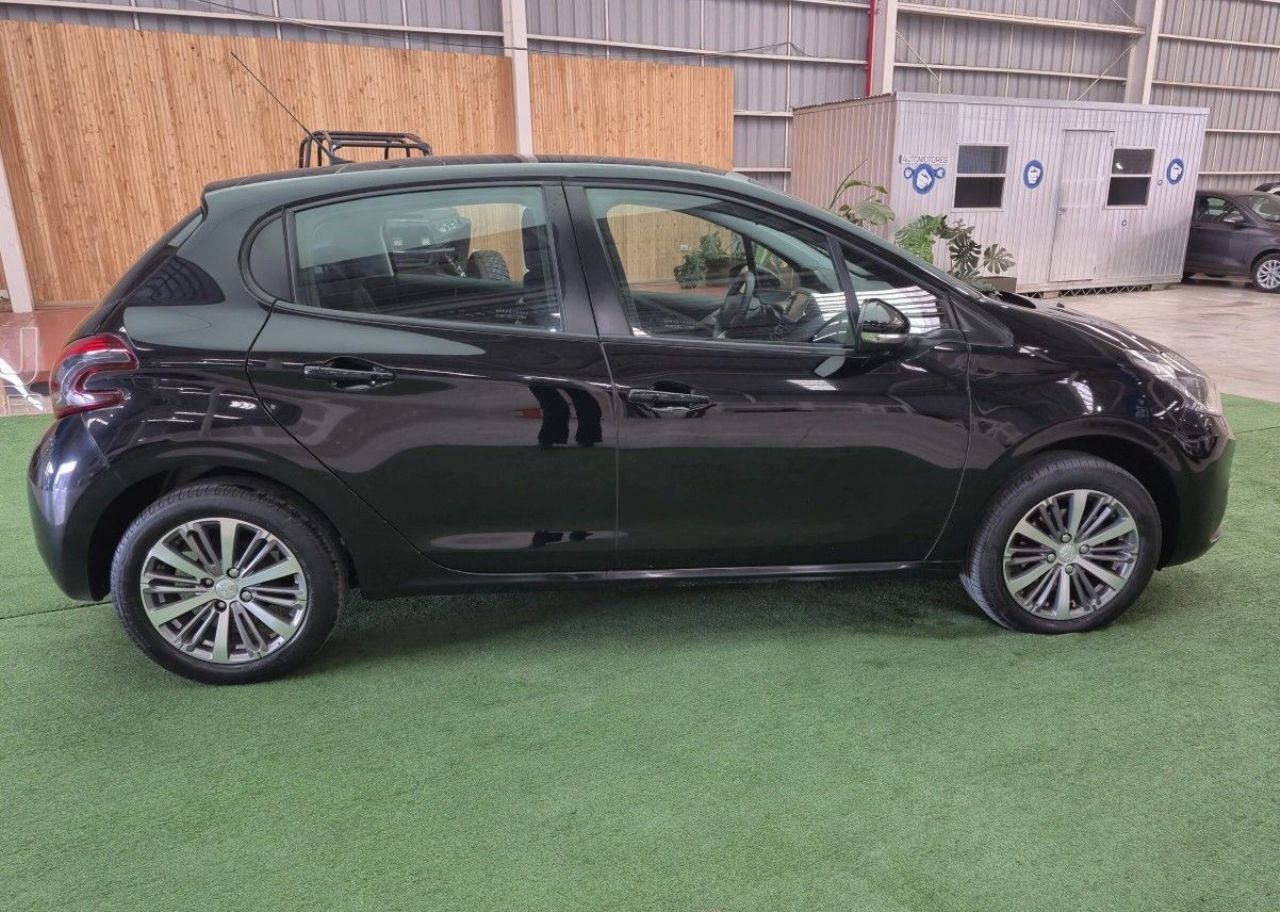 Peugeot 208 Usado Financiado en Córdoba, deRuedas