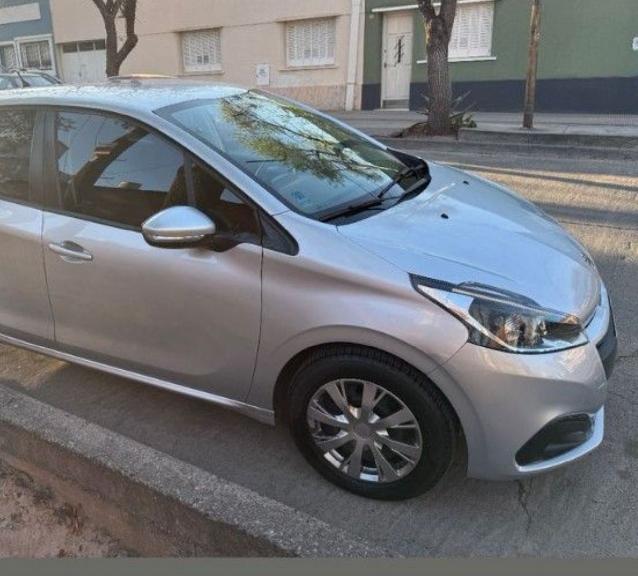 Peugeot 208 Usado en Mendoza, deRuedas