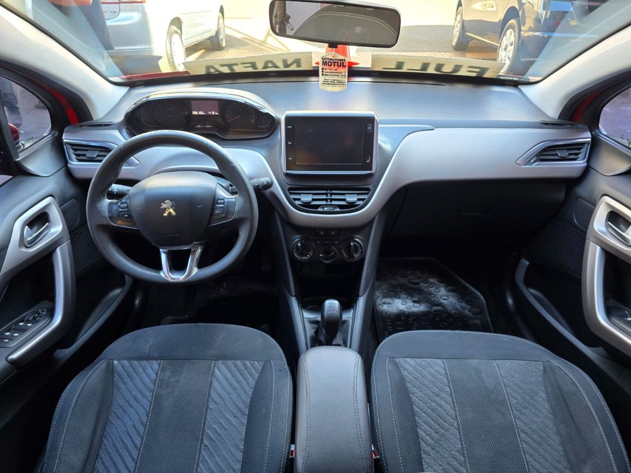 Peugeot 208 Usado Financiado en Mendoza, deRuedas