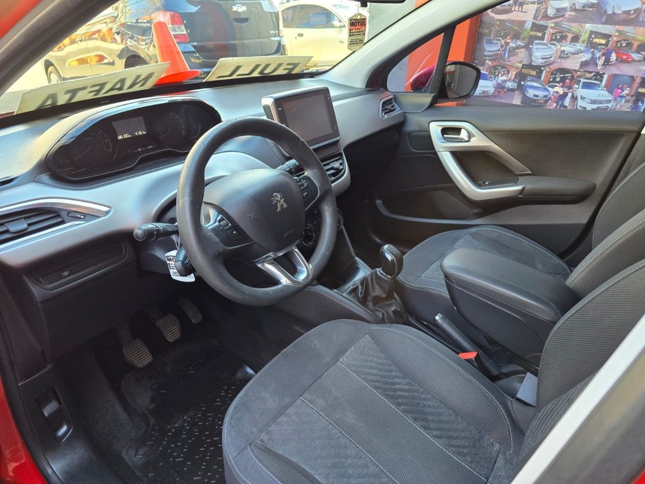 Peugeot 208 Usado Financiado en Mendoza, deRuedas