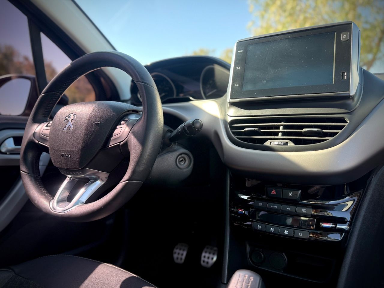 Peugeot 208 Usado Financiado en Mendoza, deRuedas
