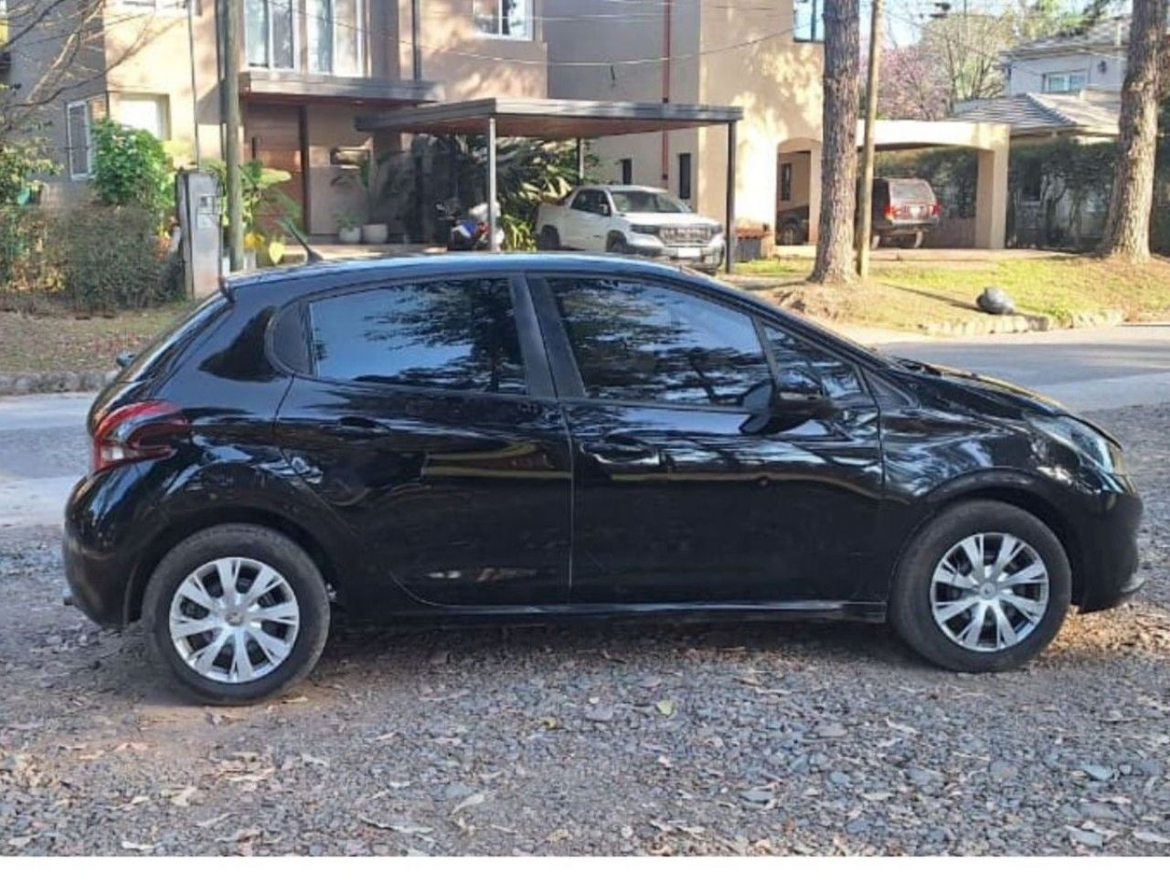 Peugeot 208 Usado en Tucumán, deRuedas