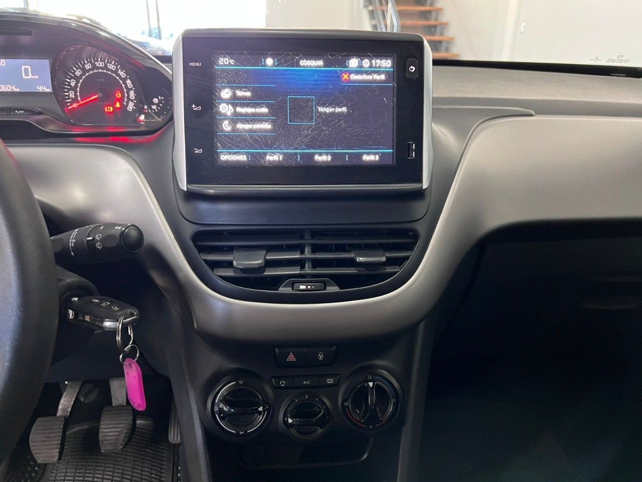 Peugeot 208 Usado Financiado en Córdoba, deRuedas
