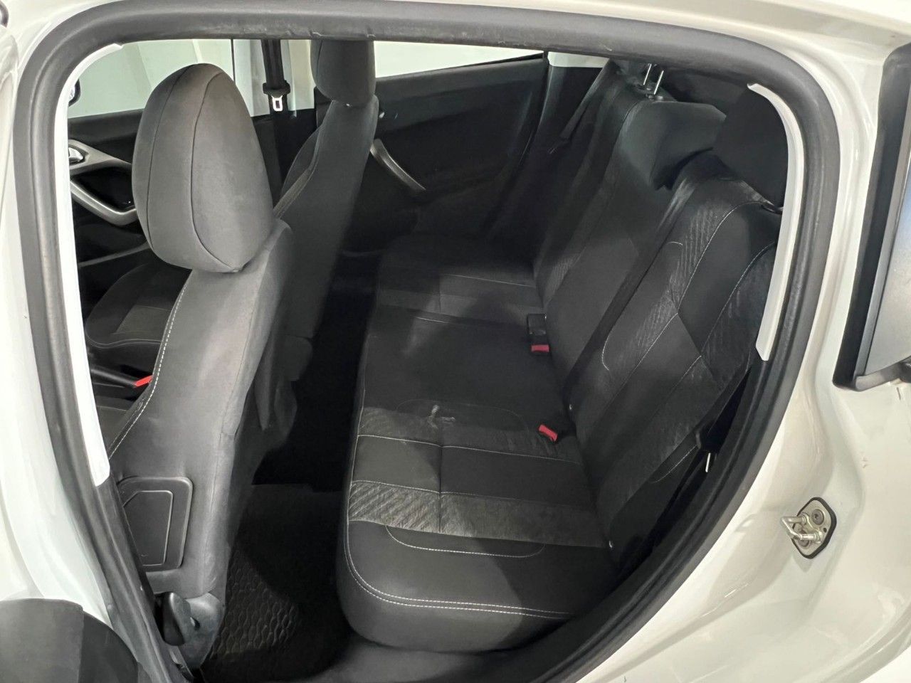 Peugeot 208 Usado Financiado en Córdoba, deRuedas