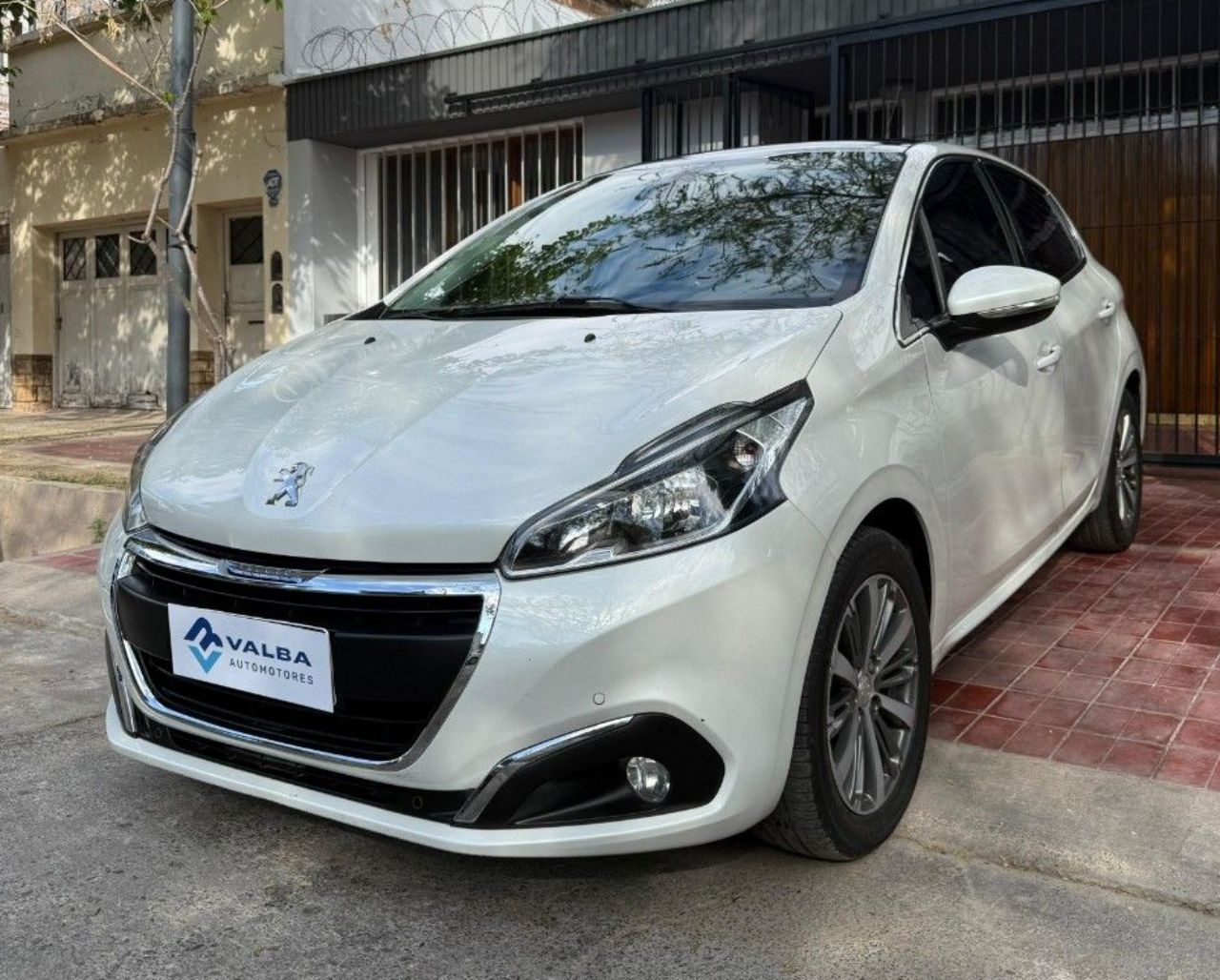 Peugeot 208 Usado en Mendoza, deRuedas