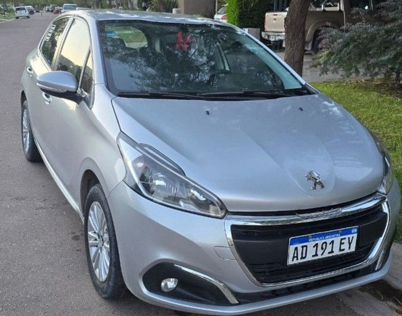 Peugeot 208 Usado en Mendoza, deRuedas