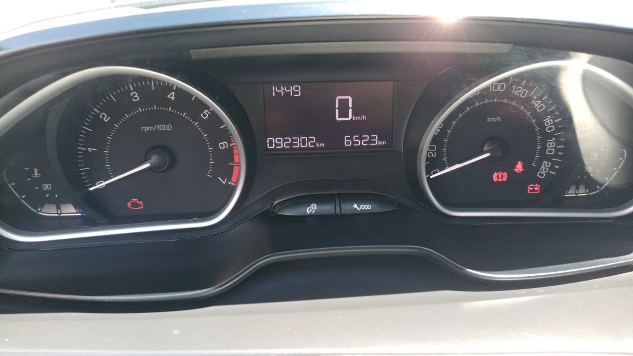 Peugeot 208 Usado en Mendoza, deRuedas