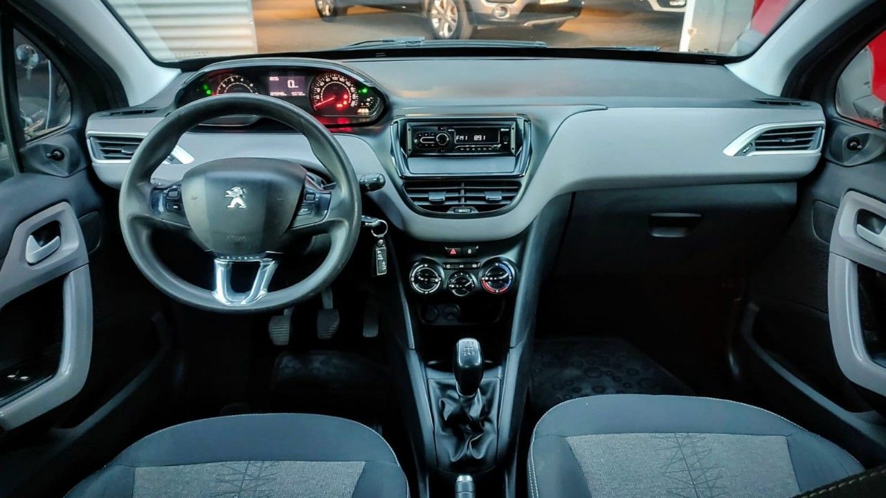 Peugeot 208 Usado Financiado en Córdoba, deRuedas