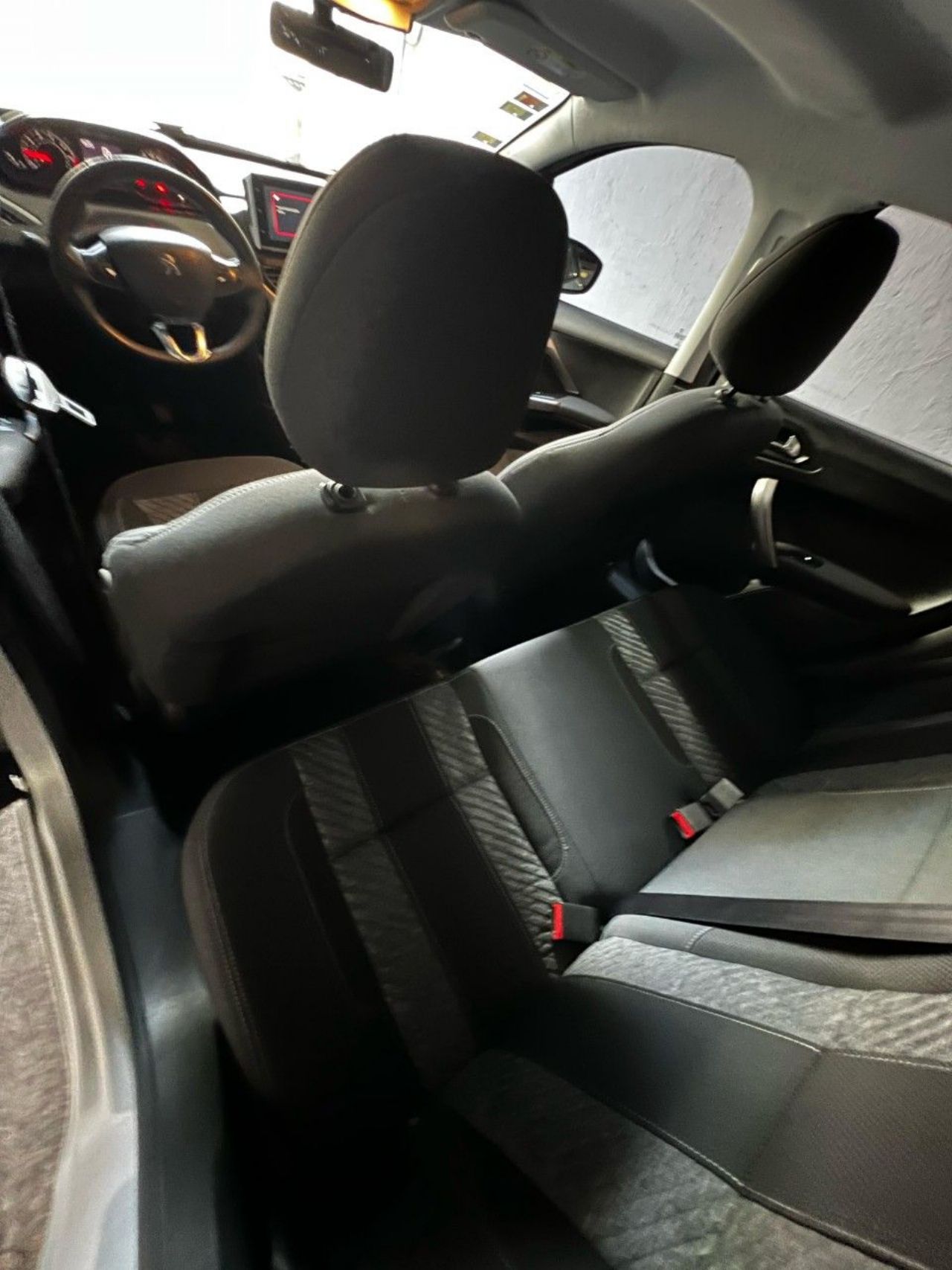 Peugeot 208 Usado Financiado en Córdoba, deRuedas