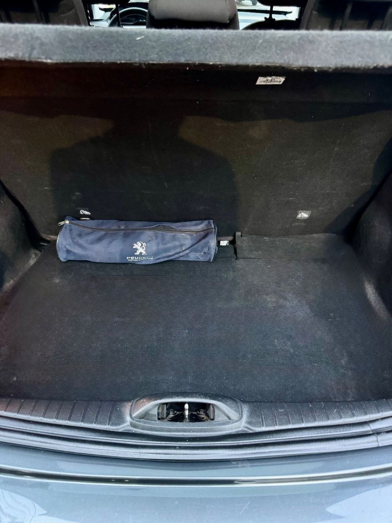 Peugeot 208 Usado Financiado en Mendoza, deRuedas