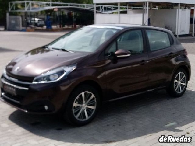 Peugeot 208 Usado en Mendoza, deRuedas