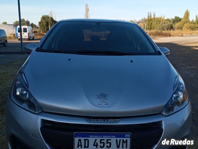 Peugeot 208 Usado en Mendoza, deRuedas