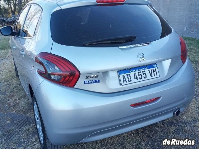Peugeot 208 Usado en Mendoza, deRuedas