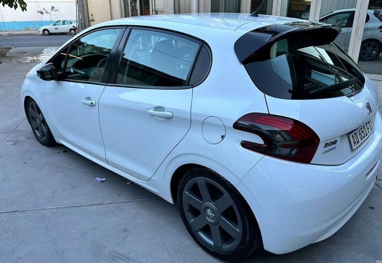 Peugeot 208 Usado en Mendoza, deRuedas