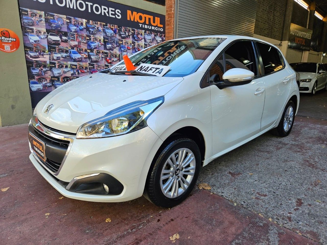 Peugeot 208 Usado Financiado en Mendoza, deRuedas