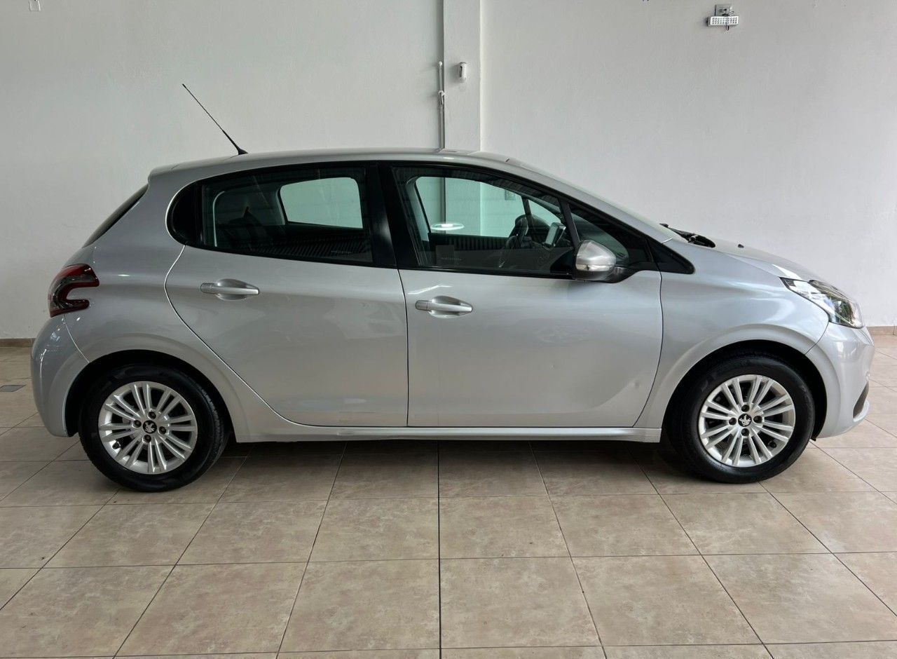 Peugeot 208 Usado Financiado en Córdoba, deRuedas