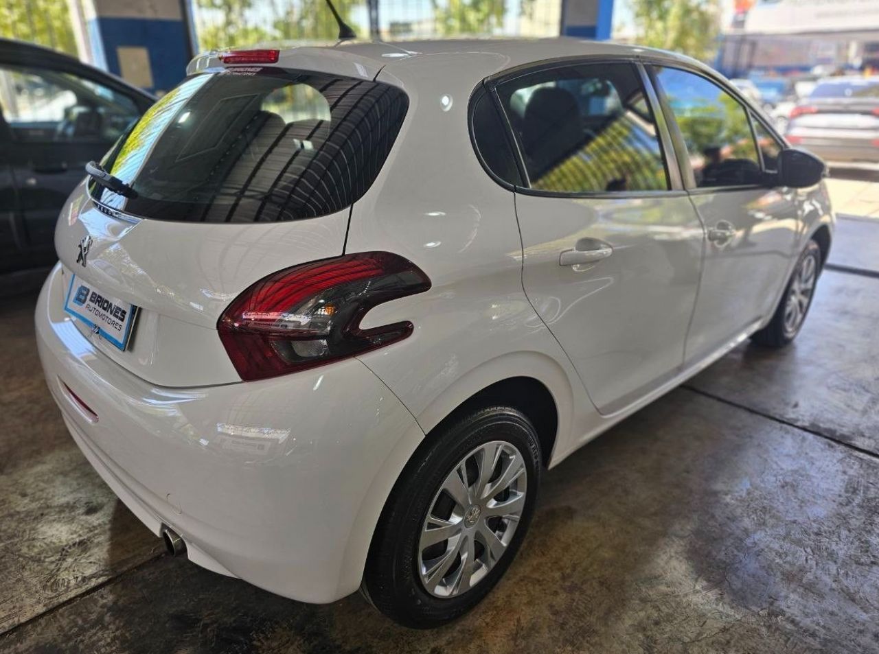 Peugeot 208 Usado en Mendoza, deRuedas