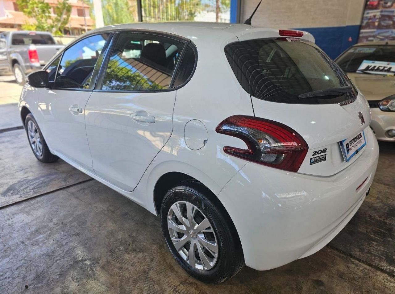 Peugeot 208 Usado en Mendoza, deRuedas