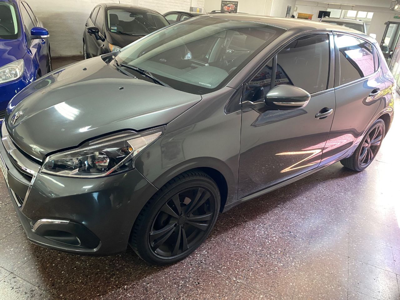 Peugeot 208 Usado Financiado en Mendoza, deRuedas