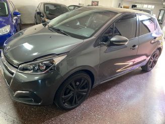 Peugeot 208 Usado en Mendoza Financiado