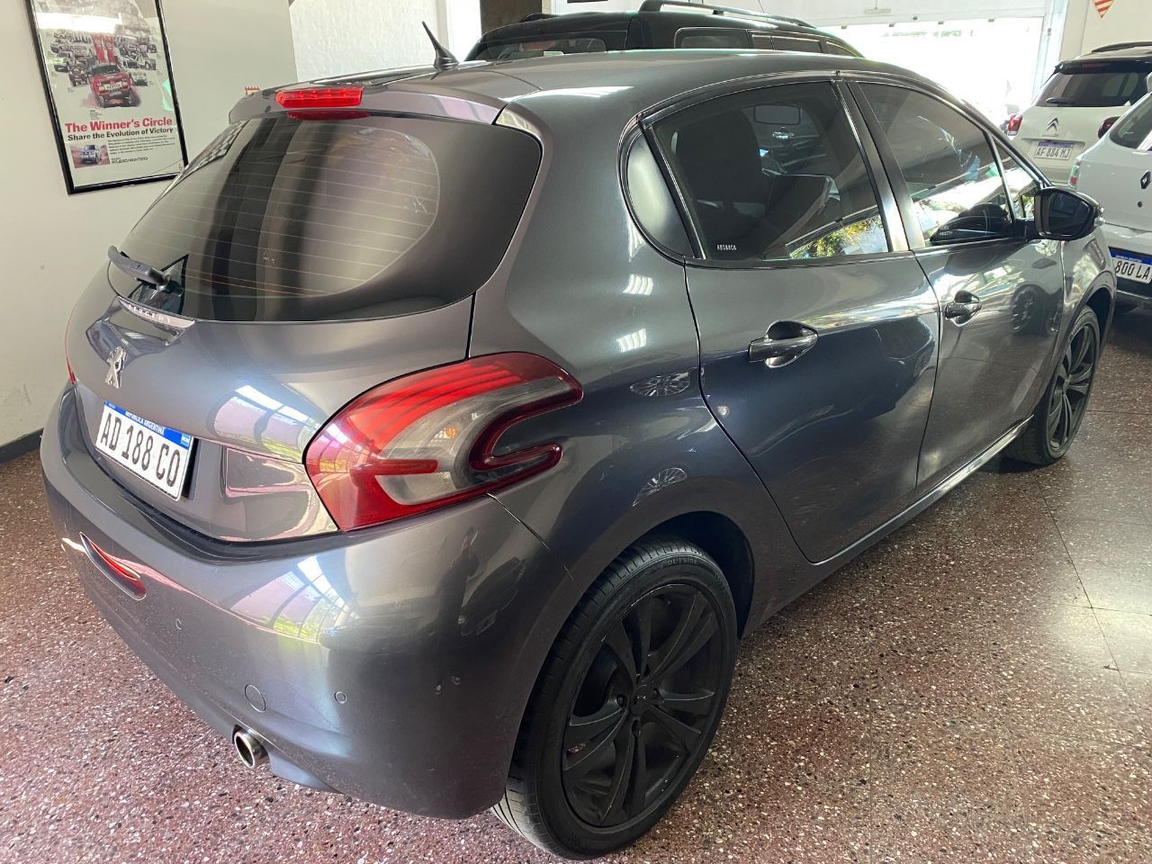 Peugeot 208 Usado Financiado en Mendoza, deRuedas