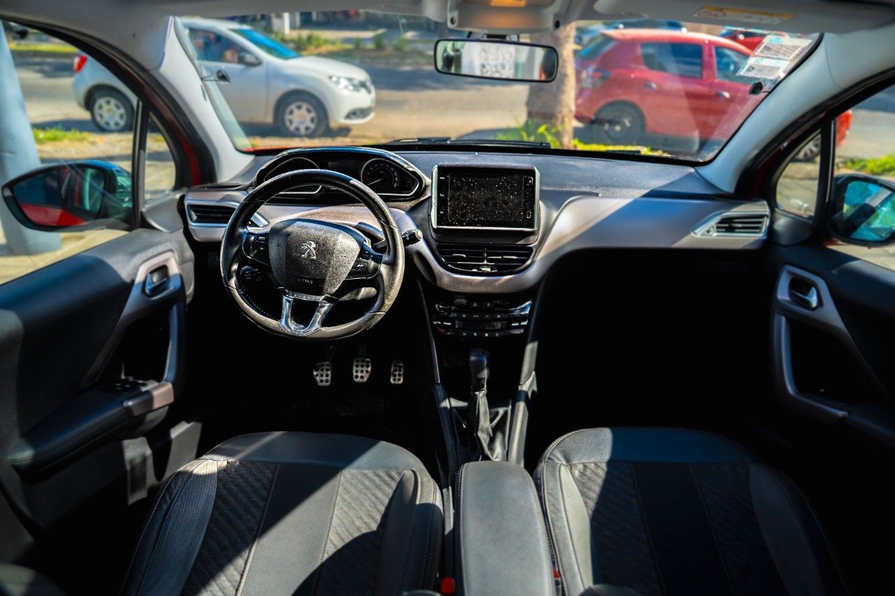 Peugeot 208 Usado Financiado en Córdoba, deRuedas