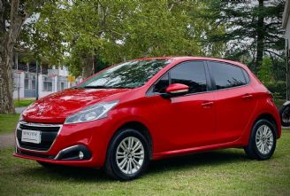 Peugeot 208 Usado en Córdoba Financiado