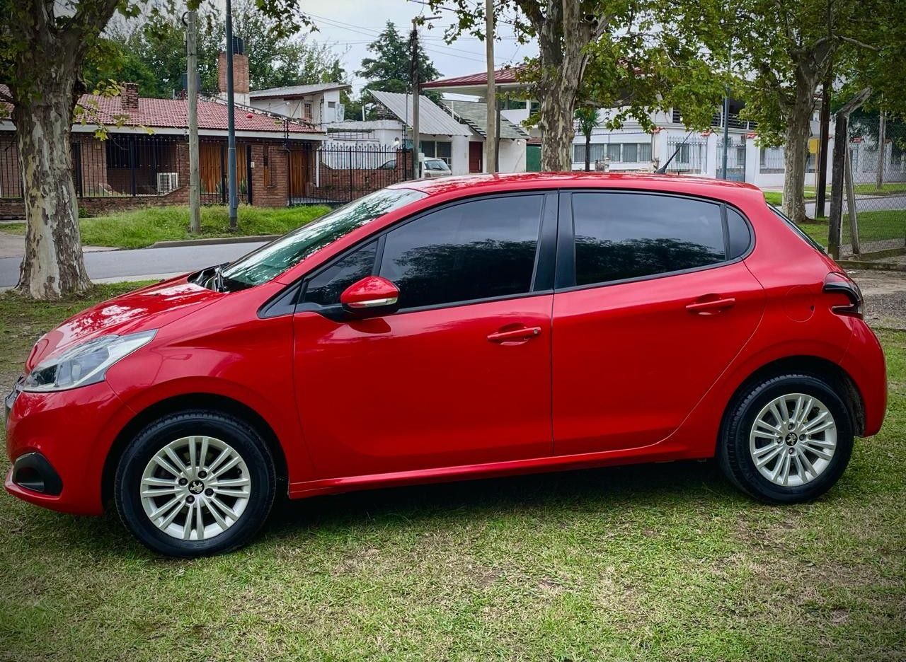 Peugeot 208 Usado Financiado en Córdoba, deRuedas